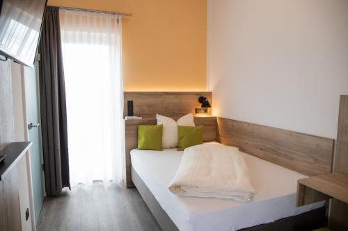 1 twin bed