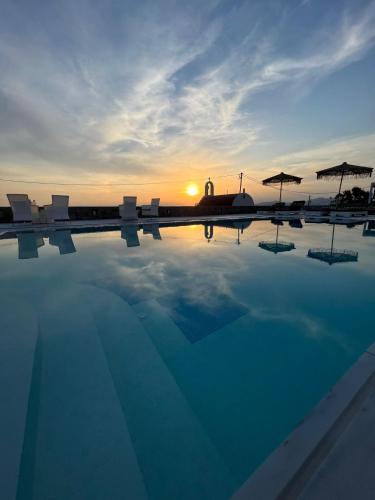 Margie Mykonos Hotel - image 3