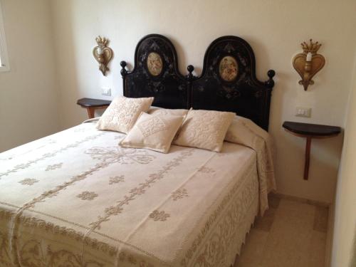 Antica Dimora La Corona – San Pantaleo, NJ