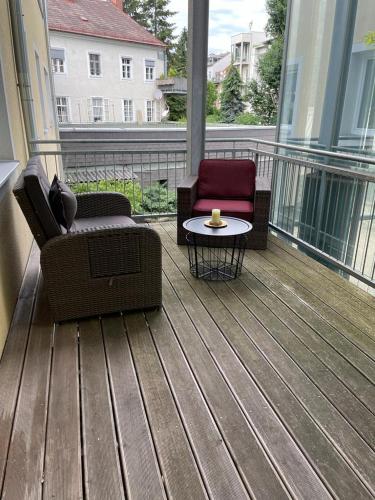 Zentrum & Große Terrasse in Lend