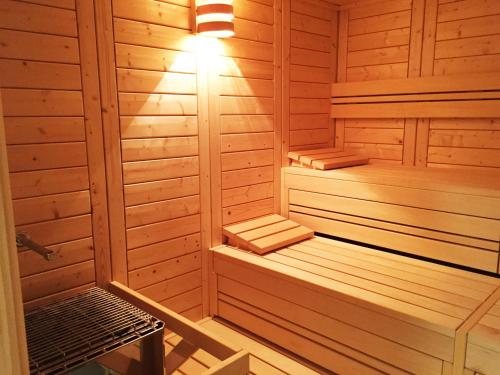 SKY9 Penthouse Apartments - image 6