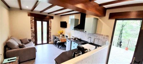 Apartamentos La Rosa y El Pastor in Losar De La Vera