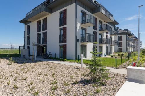 One-Bedroom Apartment image 1