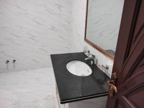 Grand Swiss Hotel&Apartment Lahore – Lahore, WI