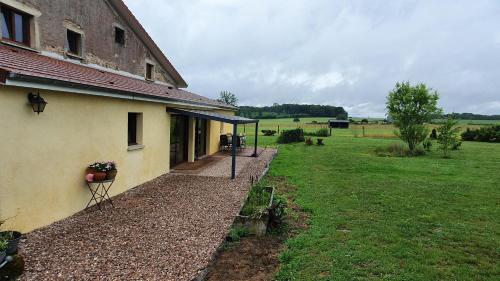 Dārzs, Gîte La Besse, Claudon (Gite La Besse, Claudon) in Monthureux-sur-Saone