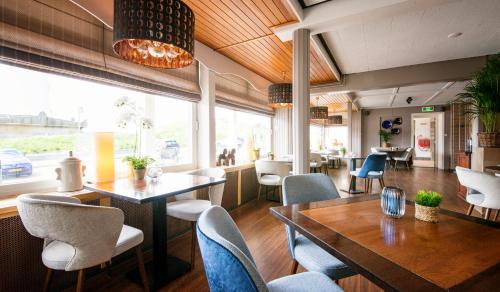 Restaurant, Strandhotel de Vassy in Egmond aan Zee