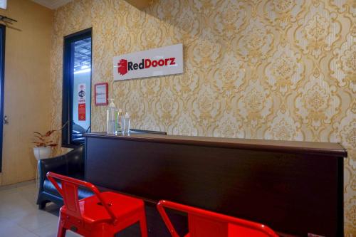 RedDoorz Syariah near PLTU Cilacap