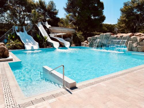 Úszómedence, HolaCamp Sitges Garrofer in Sitges Városközpont