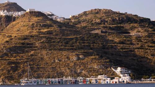 ทัศนียภาพภายนอกโรงแรม, The Colourful Land Syrma in คลีมา