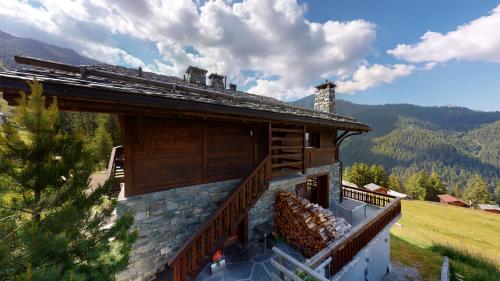 Chalet des Alpes NATURE & MOUNTAIN by Alpvision Résidences (Chalet des Alpes NATURE & MOUNTAIN by Alpvision Residences) in Център на града