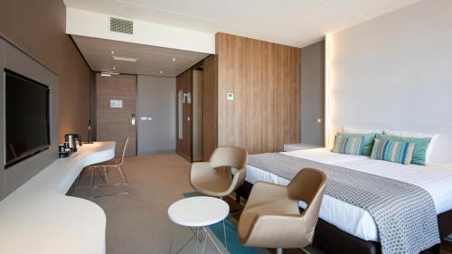 2 twin beds