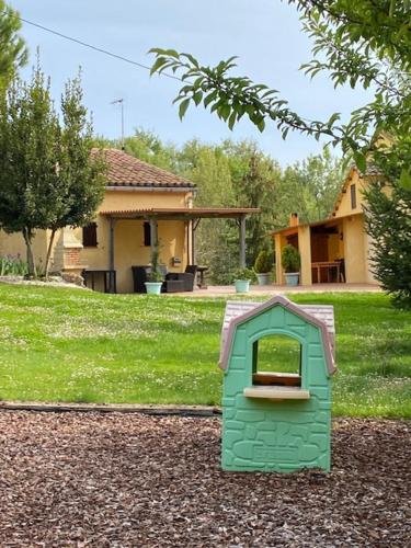 CAL ESCALER gîte à louer Olvan