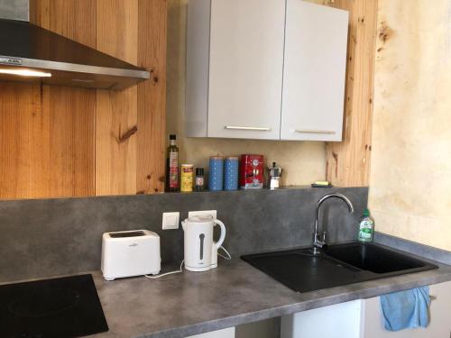 Tesis özellikleri, Duplex en Pierre Proche des Arenes in Arles Şehir Merkezi