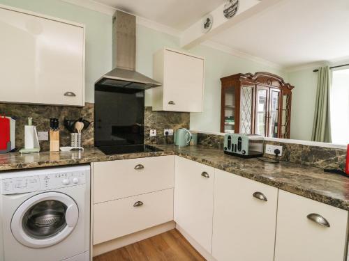 外部景觀, 6 Lowlands in 阿里塞格