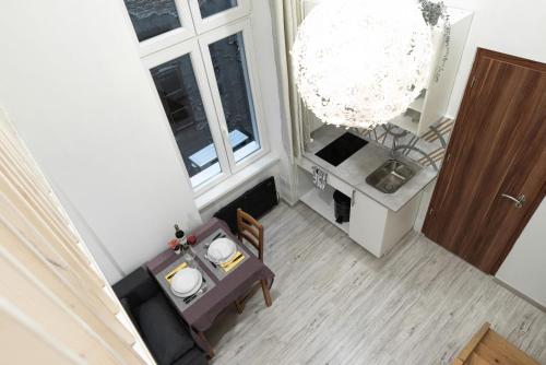 Super Central Quiet Studio - image 12