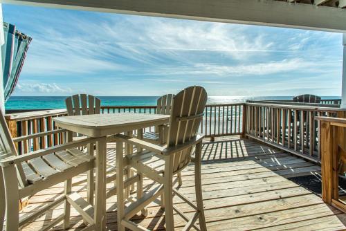 Sand Dollar Townhome #14 by RealJoy Vacations - main image