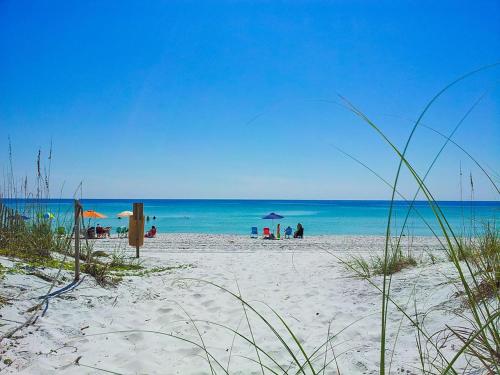 Sand Dollar Townhome #14 by RealJoy Vacations - image 2