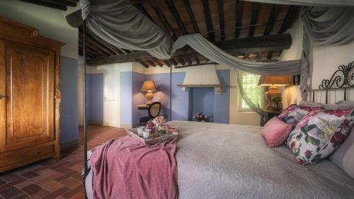 Four-Bedroom Villa image 8