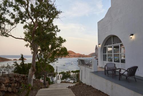 HOTEL ATHINA - image 9