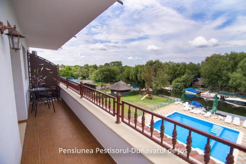 Pensiunea Pestisorul in 多瑙瓦圖爾德喬斯