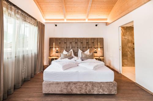 King Suite with Balcony