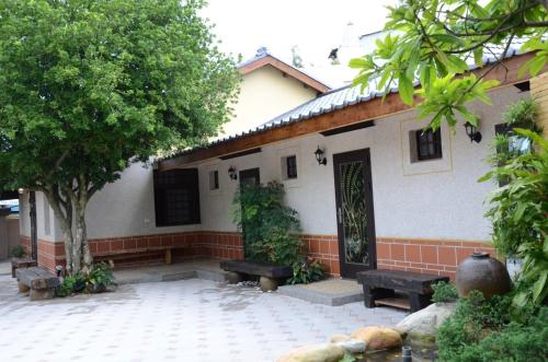 台中后里御馬園民宿 麗寶樂園民宿 in Quận Houli