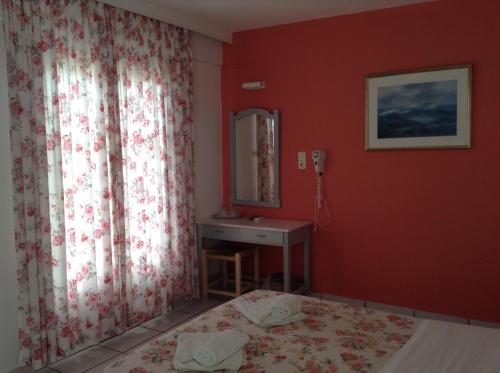 King Thiras Hotel - image 7