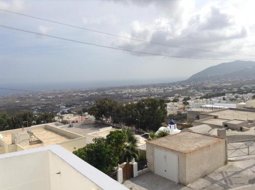King Thiras Hotel - image 9