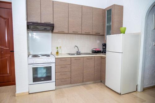 Bay View Apts II - image 14