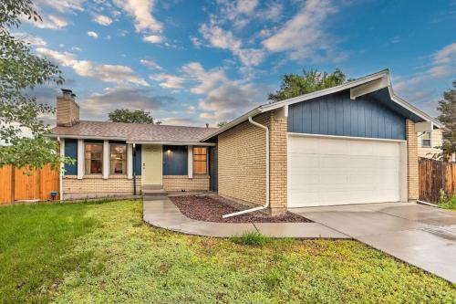 Westminster Home with Game Room and Private Yard! in Westminster, Vereinigte Staaten von Amerika