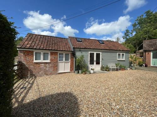 . The Cottage at No. 3