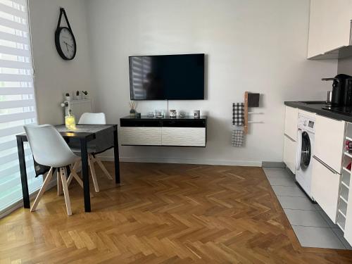 Superbe studio lumineux haut de gamme tout confort in Дрансі