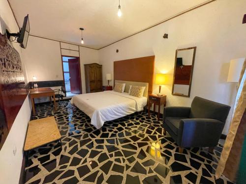 1 queen bed