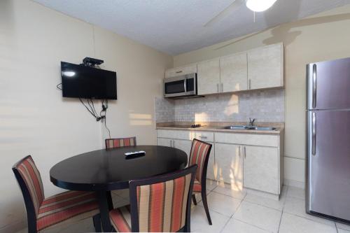 Red Sunset Beach Club in Cabo Rojo