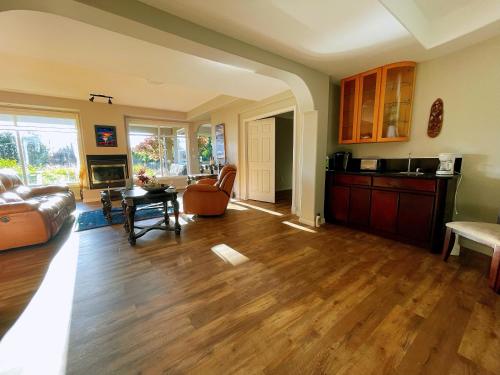 Spacious and quiet garden view room