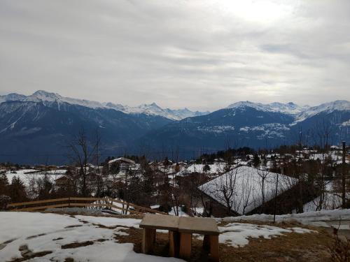 Chalet Tyl, vue imprenable sur les Alpes Valaisannes