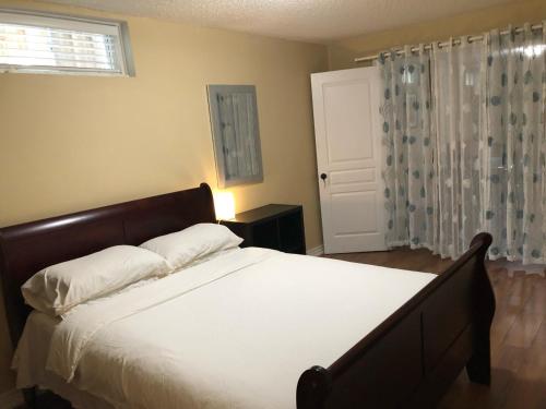 Spacious 2 Bedroom guest suite