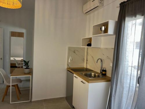 Issos Residence 5