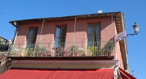 Room with a vue – Nice, CT
