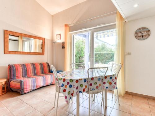 2 Bedroom Apartment - Mezzanine for 6 gîte à louer Le petit Bussac