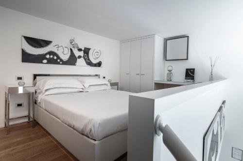 LHP Suite Roma Piazza del Popolo - image 11