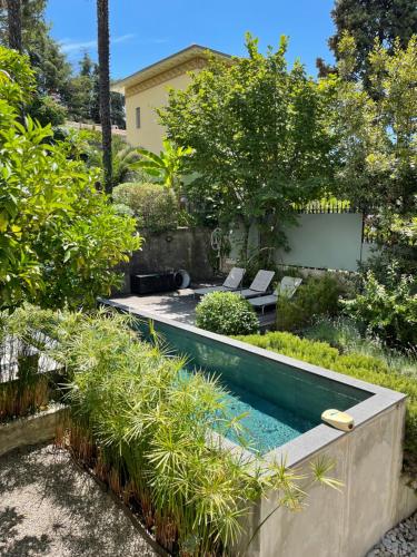 Magnifique villa avec piscine au cœur de Nice gîte à louer Saint-André-de-la-Roche