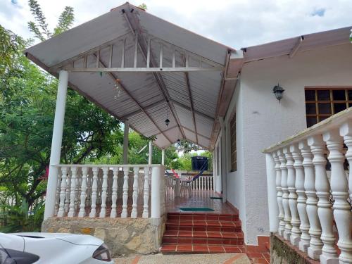 Casa Campestre para vacacionar en Viota in Apulo