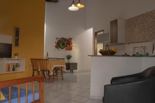 ECONOMICS- Amplo, Ventilado e Aconchegante in Jardim Nautilus