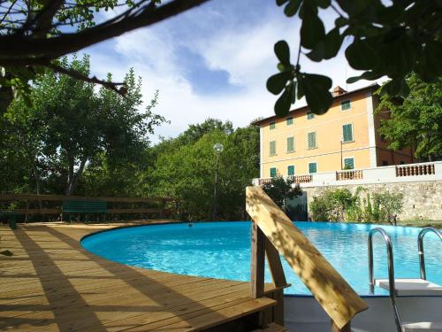 Peaceful Holiday Home with Pool in Montefiridolfi Italy - Accommodation - Montefiridolfi
