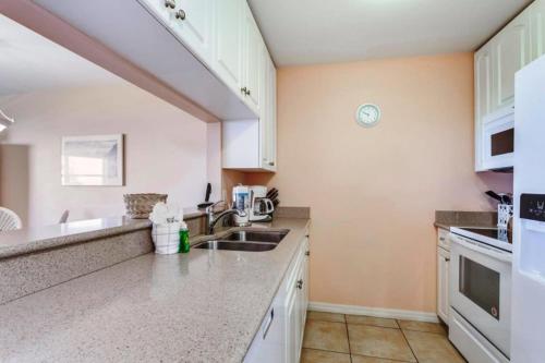 Sanibel Arms G6 - image 8