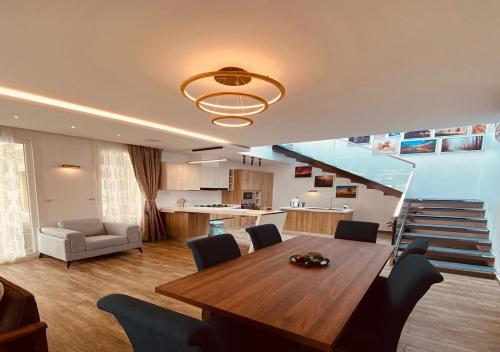 Bar/lounge, ابهار vip in Al Kamil Wal Wafi