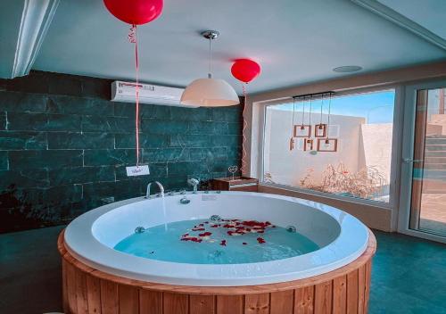 Bathroom, ابهار vip in Al Kamil Wal Wafi