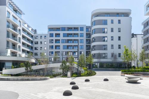 Plac Unii Gdynia Central by Lion Apartments - image 4