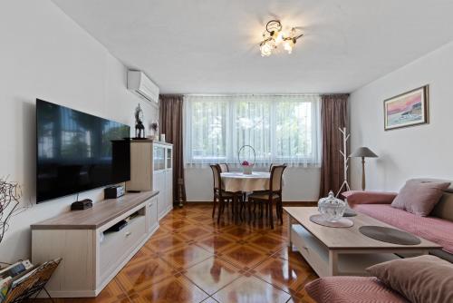  Apartment Kiara, Pension in Novigrad